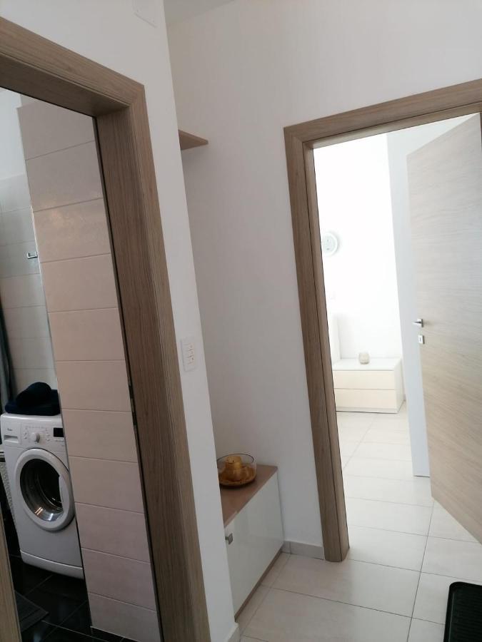 Apartment Mali San Trogir Exterior foto